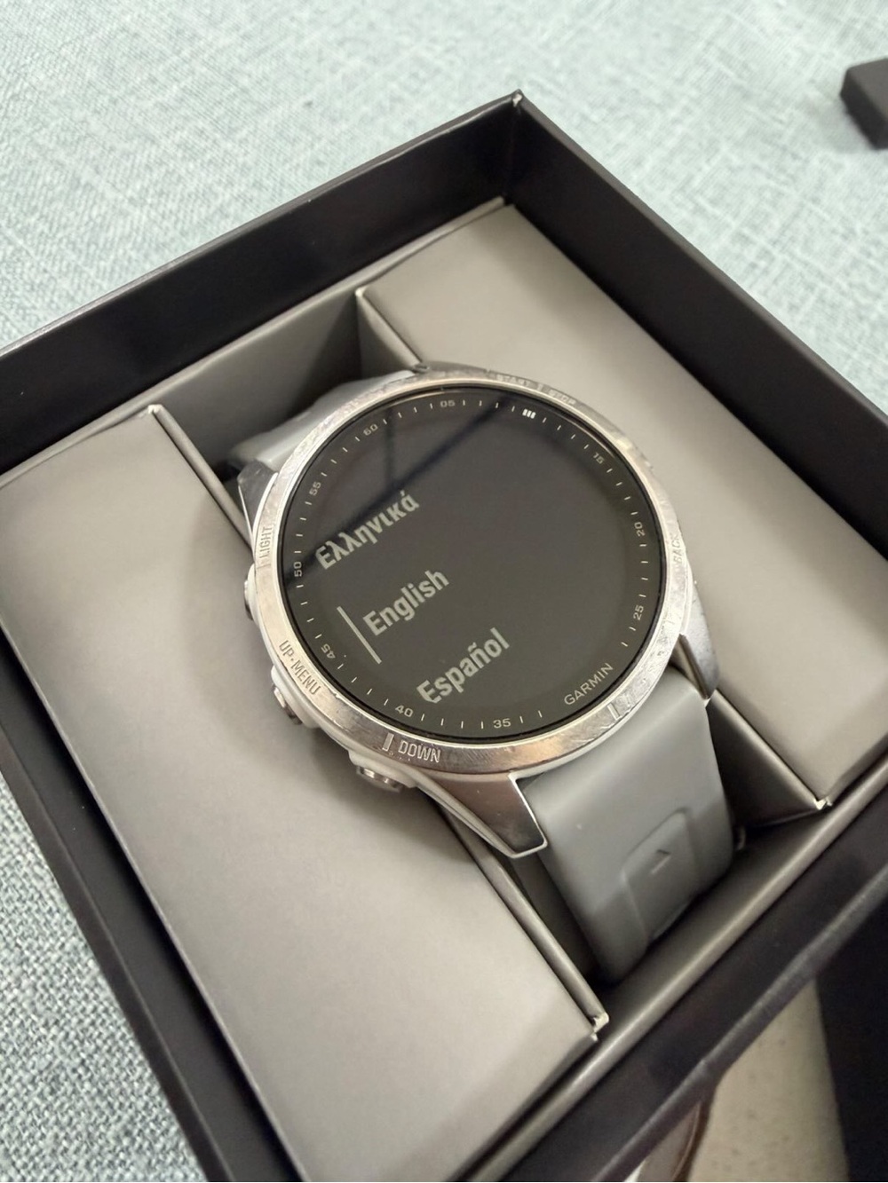 garmin Silver and Gray GPS Multisport Smartwatch Fenix 7S size 42mm